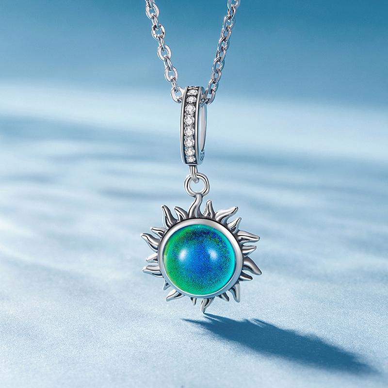 925 Sterling Silver Zircon Sun Pendant Temperature Sensitive