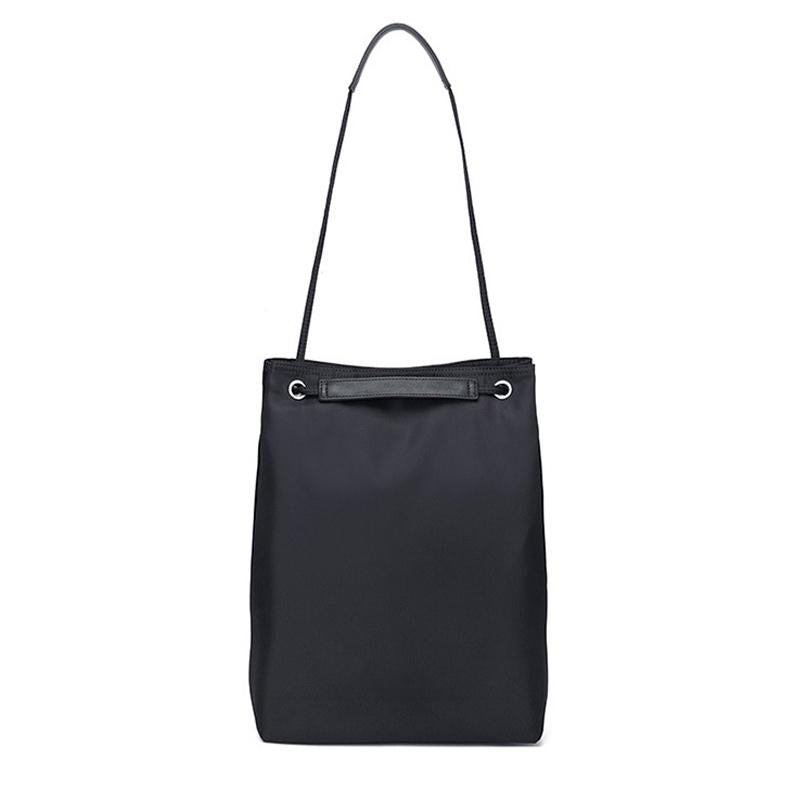 Small Apple Macbook Shoulder / Messenger Bag - Handheld - Black