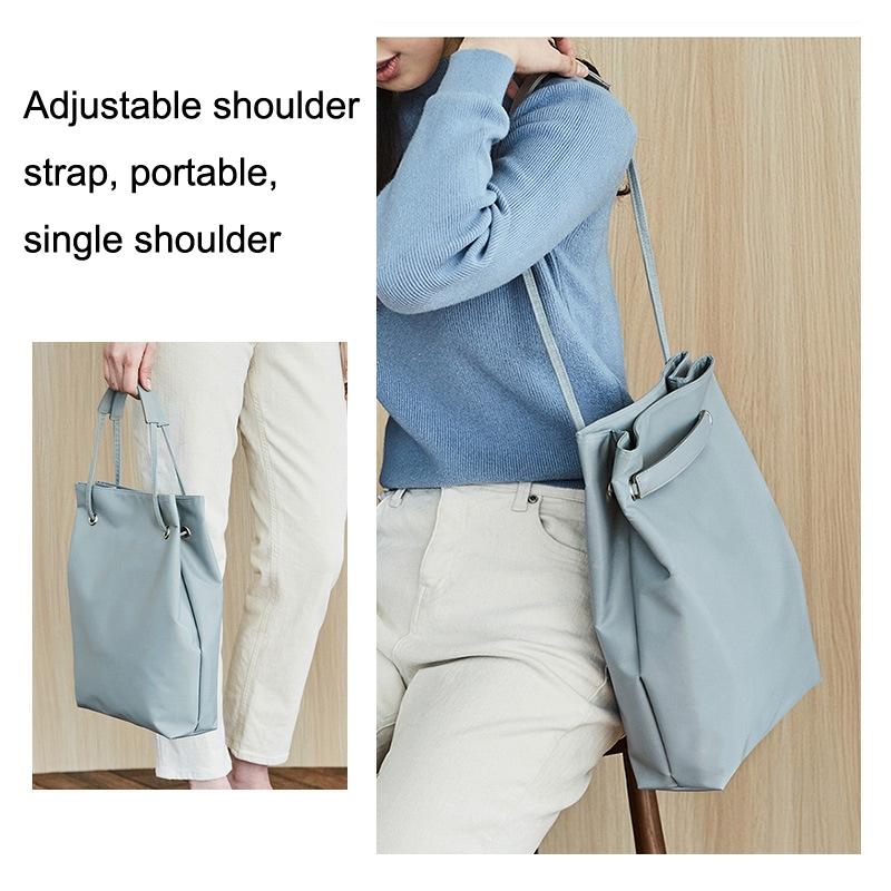 Small Apple Macbook Shoulder / Messenger Bag - Handheld - Black