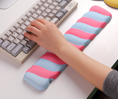 Green 2PCS Ergonomic Wavy Keyboard Wrist Rest - Comfortable Typing Support Cushion