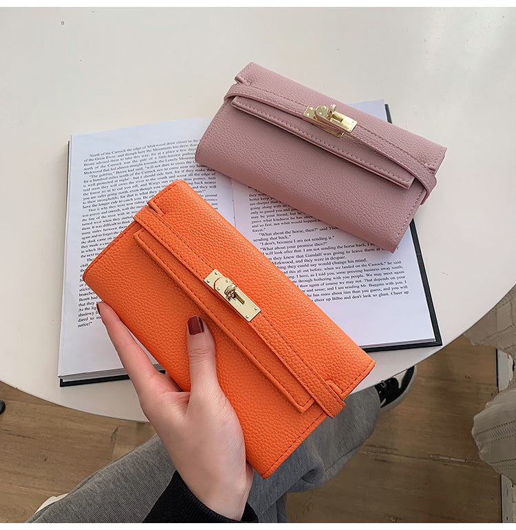 Black Elegant Women's Turn Lock Long Wallet - Black PU Leather Clutch Purse with Card Slots & Zipper Pocket