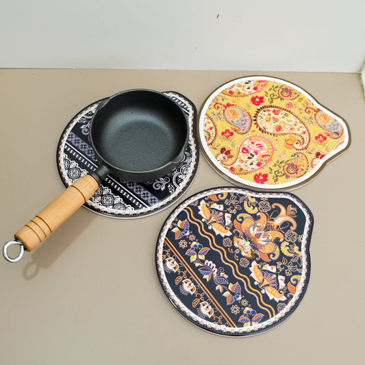 Blue-red Set of 4 Embossed Ceramic Paddle Mats - Assorted Bohemian Pattern Heat Resistant Pads