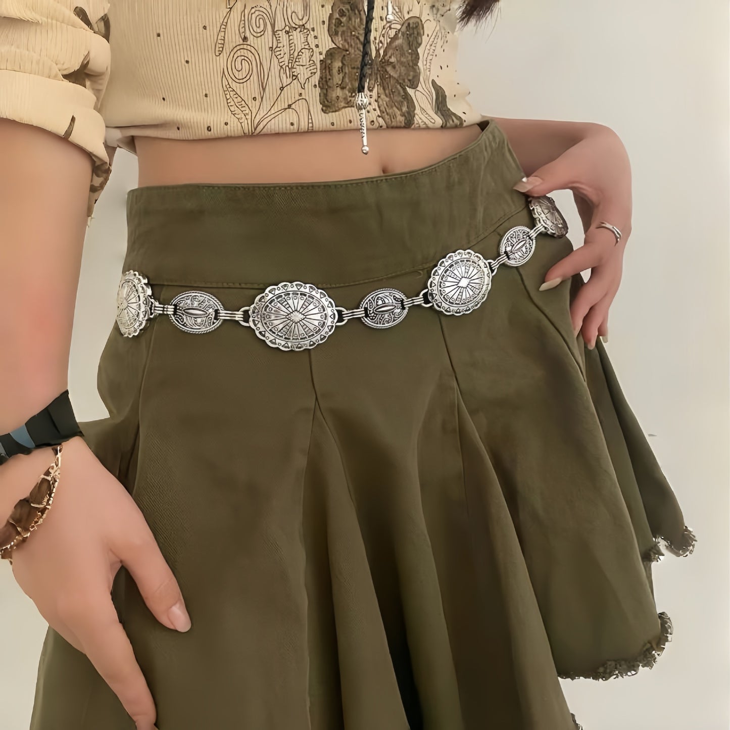Large & Small Piece Waist Chain-Silver Set of 4 Bohemian Ethnic Style Metal Waist Chains - Versatile Fashion Belts for Dresses & Shirts