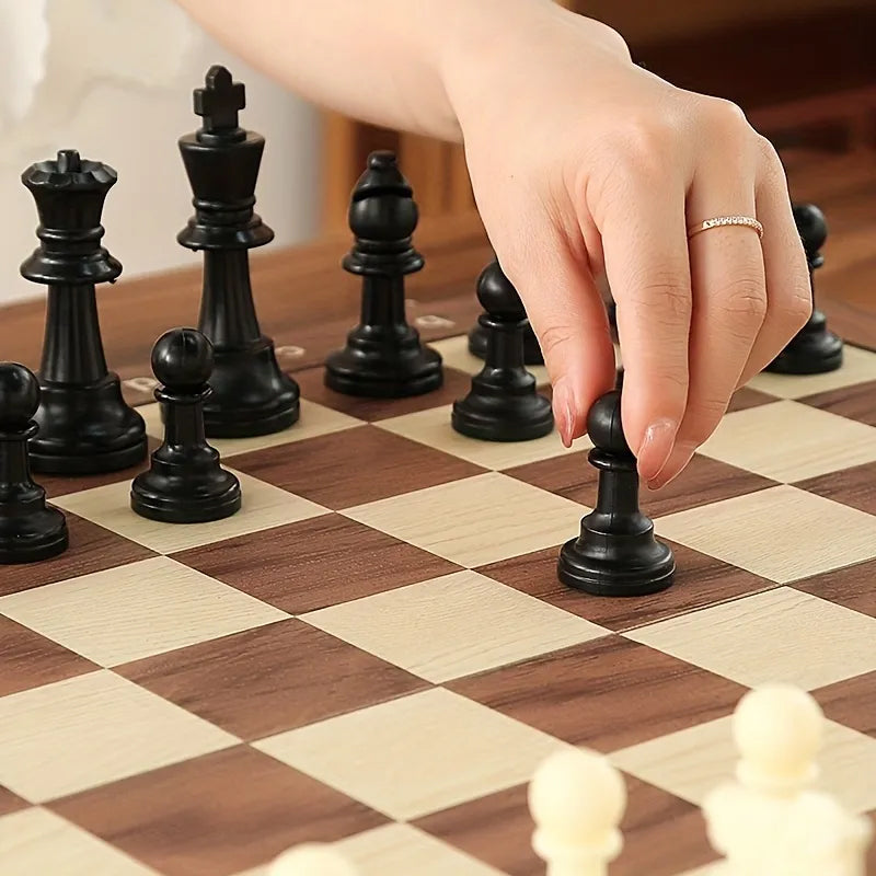 Folding Wooden Chess Gaming Set_3