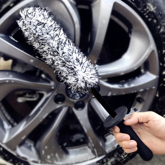 Plush Car Wheel Hub Brush Anti-Slip Plastic Handle - The Grand Bazaar of Australia