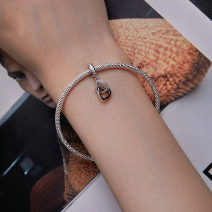 925 Sterling Silver Interlocking Love Heart Pendant