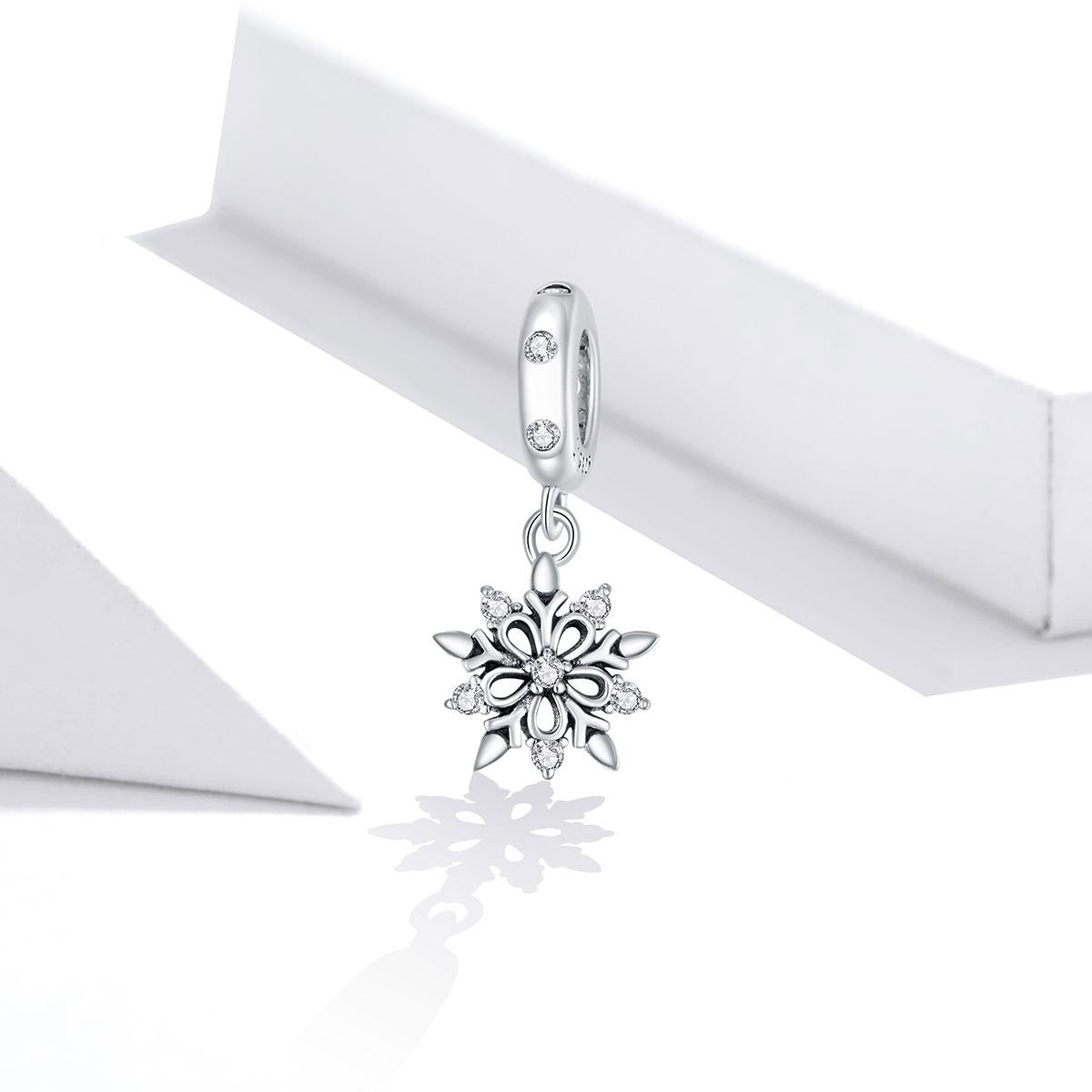 925 Sterling Silver Sparkling Snowflake Pendant For Diy Bracelets & Necklaces