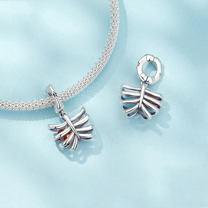 925 Sterling Silver Vintage Oxidized Rib Skull Pendant