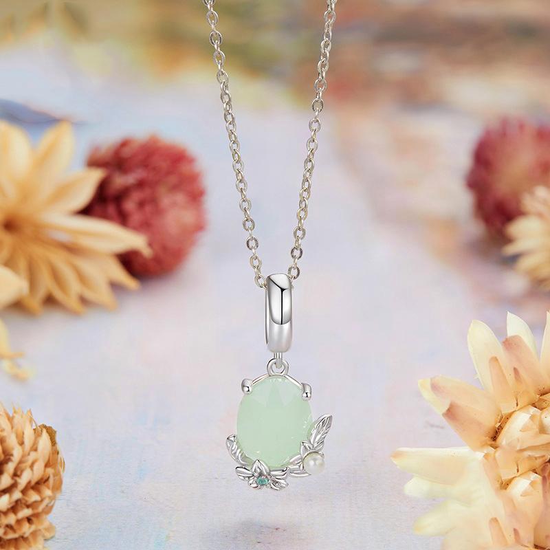 925 Sterling Silver Floral Pearl Pendant In