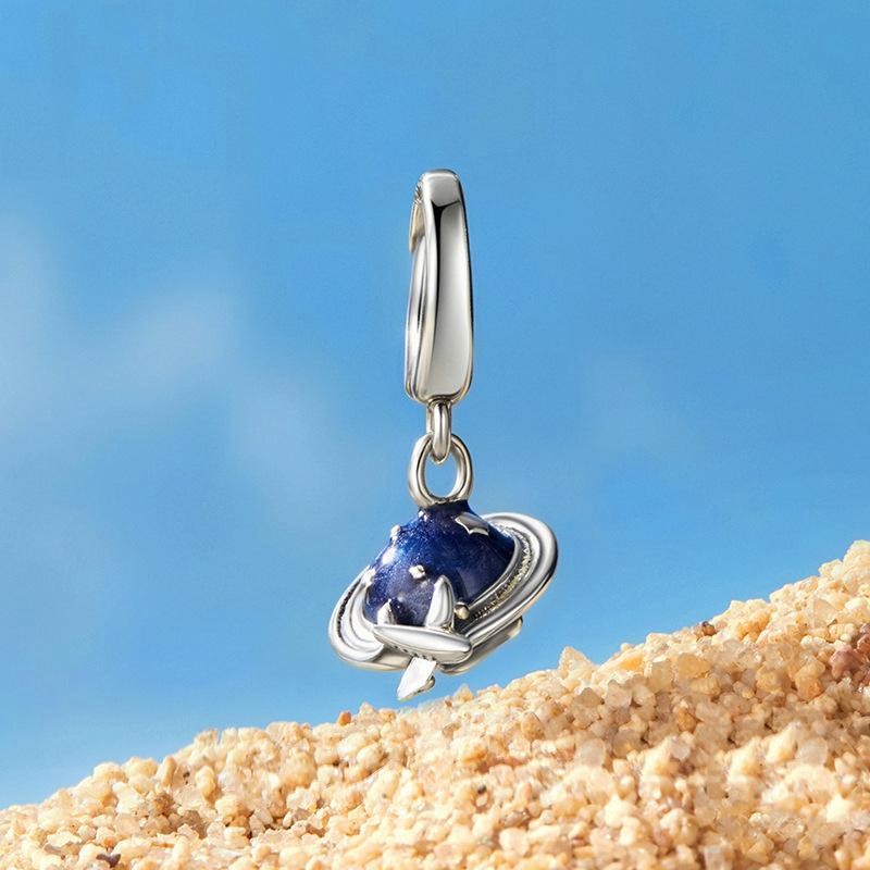 925 Sterling Silver Openable Travel Pendant