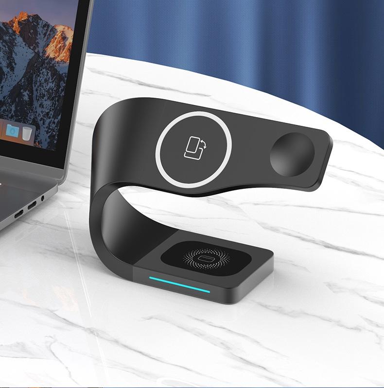 4 In 1 Magnetic Wireless Charger For Iphone Iwatches Airpods - White