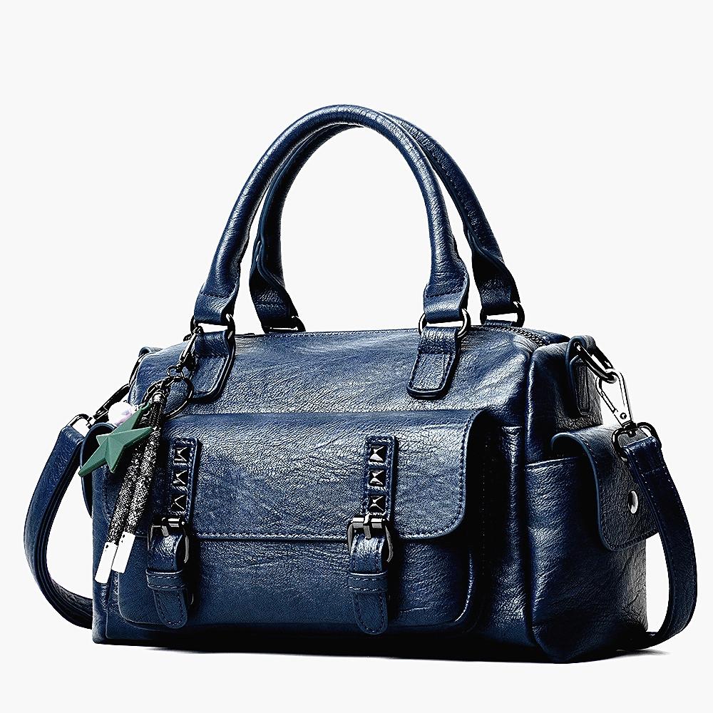 Large Capacity Crossbody Shoulder Bag in Pebbled Leather - Black