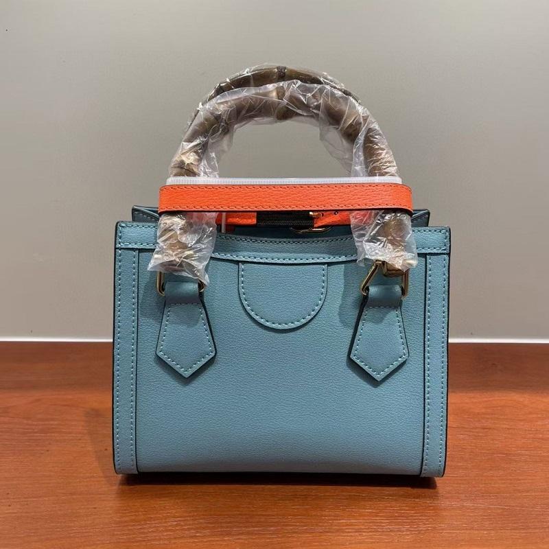 Versatile Bacchus Shoulder Bag in First Layer Cowhide - Sky Blue