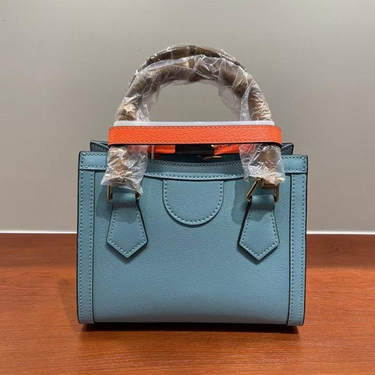 Versatile Bacchus Shoulder Bag in First Layer Cowhide - Sky Blue