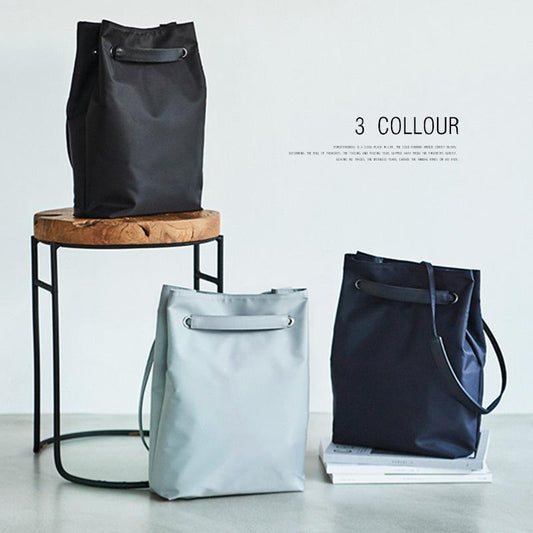 Medium Apple Macbook Shoulder / Messenger Bag - Handheld - Navy