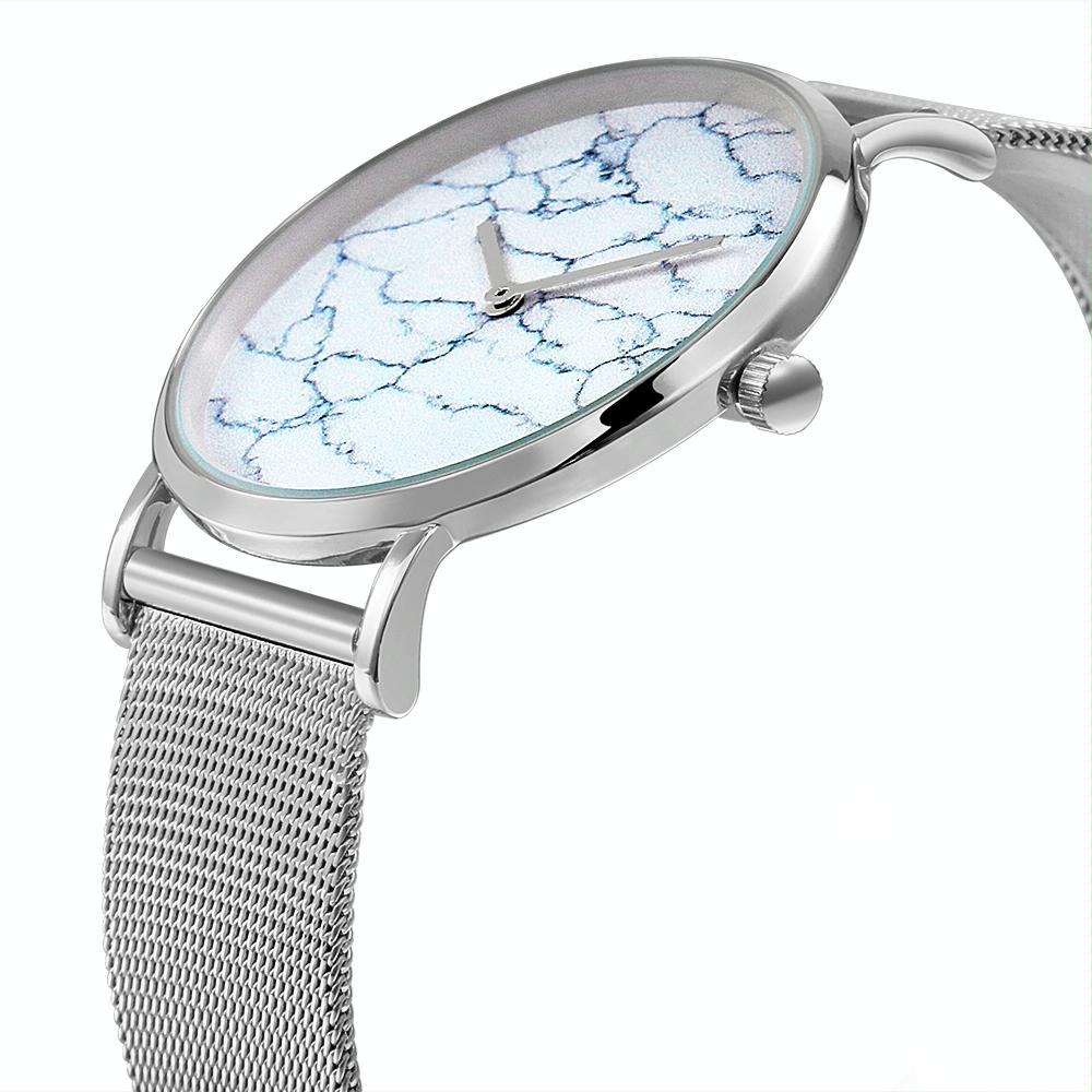Stylish Men Quartz Watch with Stainless Steel Band - Round Dial Silver Alloy Case - Wa0736C