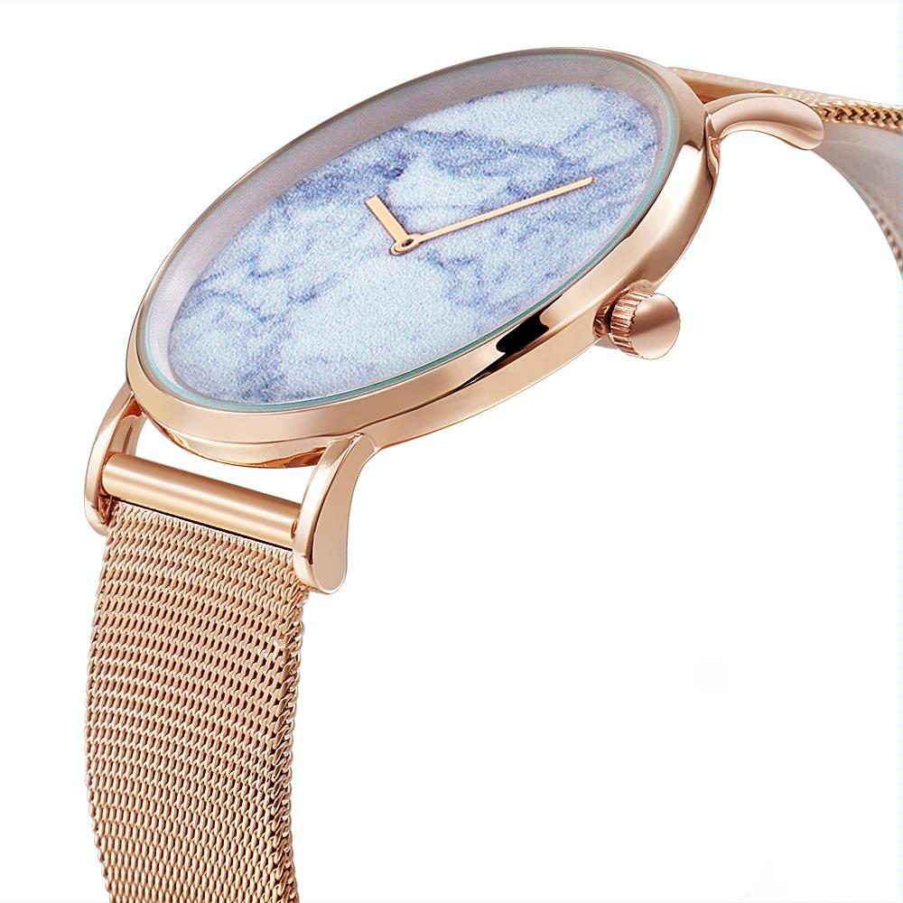 Stylish Men Quartz Watch with Gold Alloy Case and Stainless Steel Band - Round Dial - Wa0733D