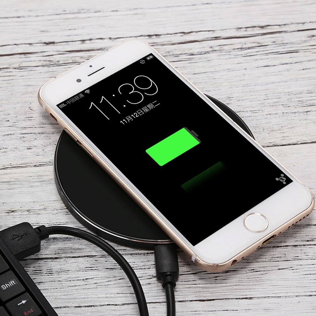 Quick Charge Wireless Charger With Led Indicator - Red