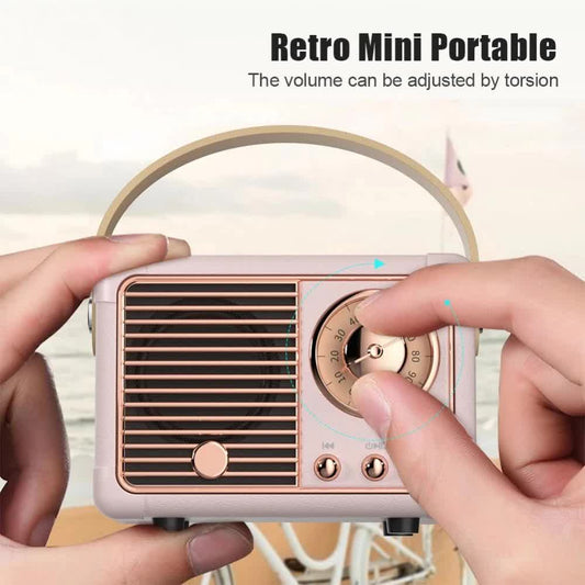 Black Retro Bluetooth Speaker - Portable Mini Wireless Speaker with Vintage Radio Design (Product size: 7x11x5cm)