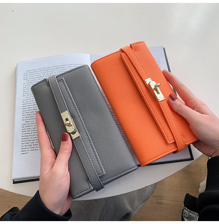 Black Elegant Women's Turn Lock Long Wallet - Black PU Leather Clutch Purse with Card Slots & Zipper Pocket