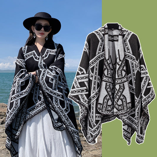 Black-white Bohemian Ethnic Print Blanket Poncho - Warm Windproof Oversized Shawl Wrap (130x150cm)